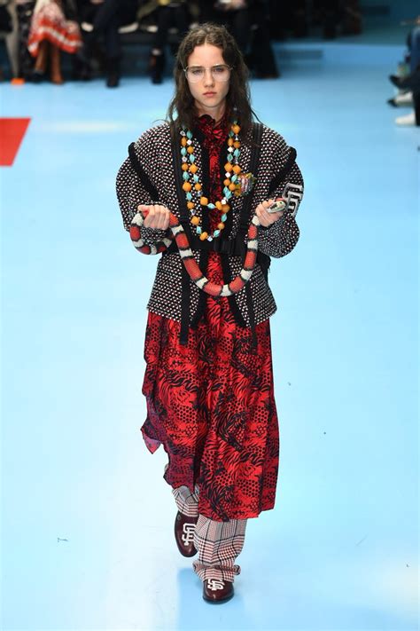 gucci inverno 2019 coplecao inspirada em|O clash de referências da Gucci para o inverno 2019 em Milão.